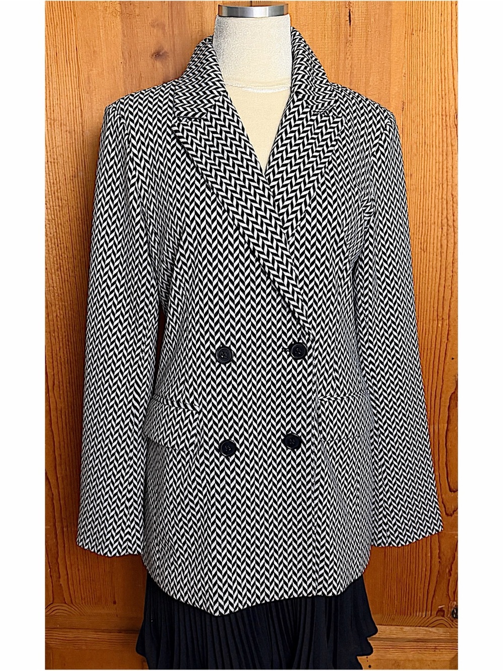 Avec Les Filles Herringbone Knit Blazer